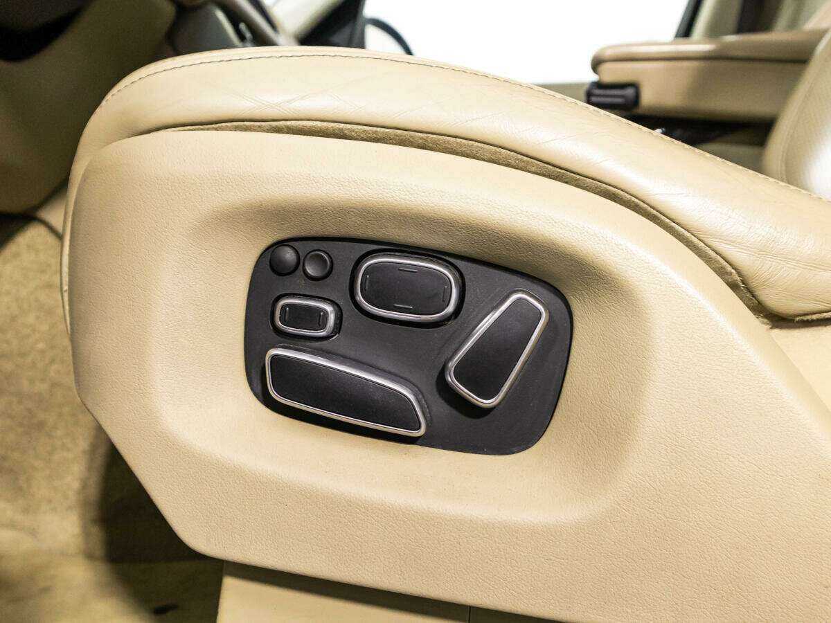 Land Rover Range Rover с пробегом — 2013 год. Фото: #16