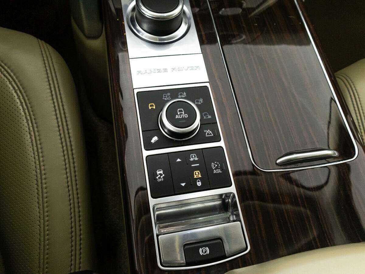 Land Rover Range Rover с пробегом — 2013 год. Фото: #18