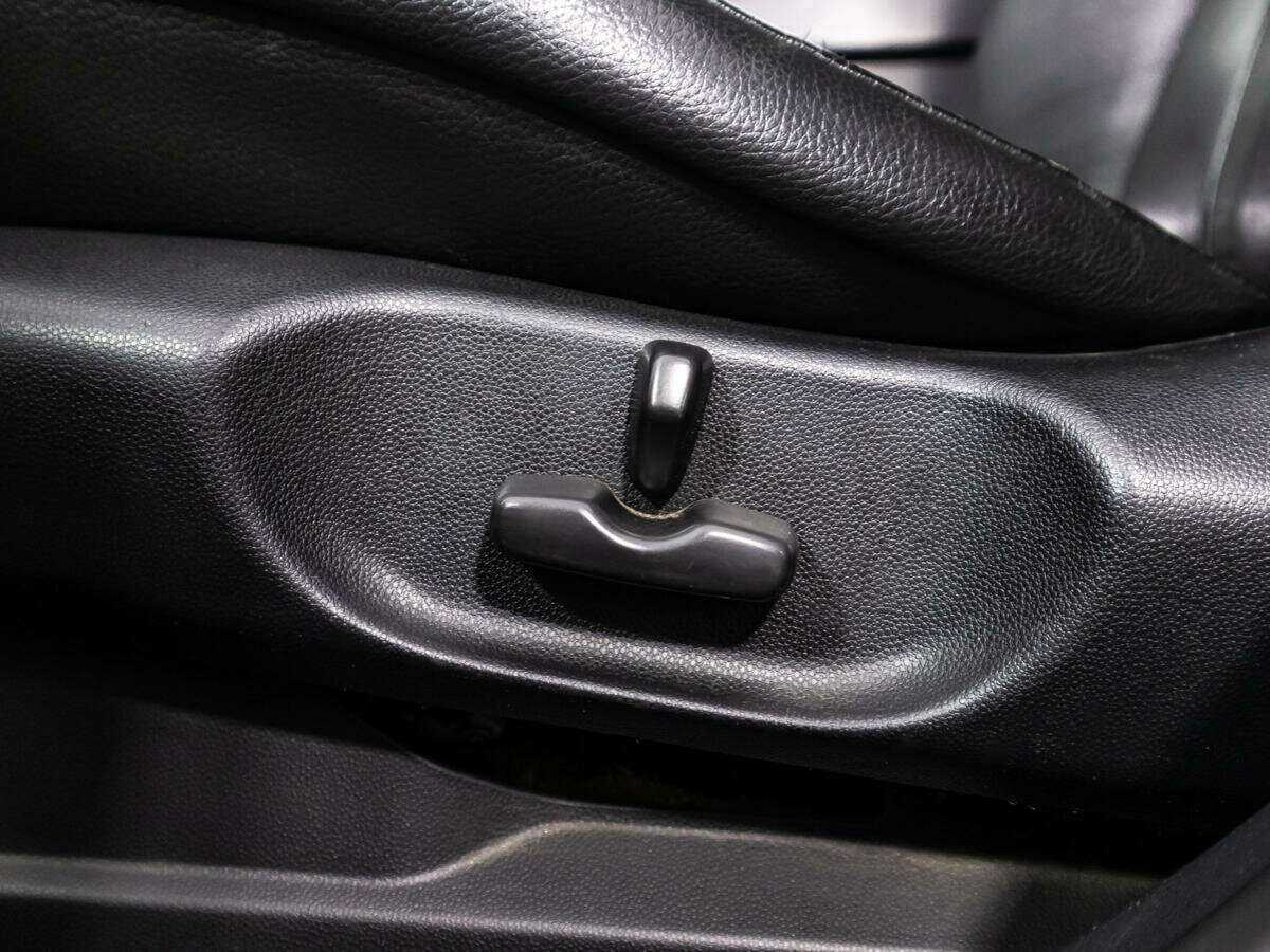 Mazda CX-7 с пробегом — 2008 год. Фото: #15