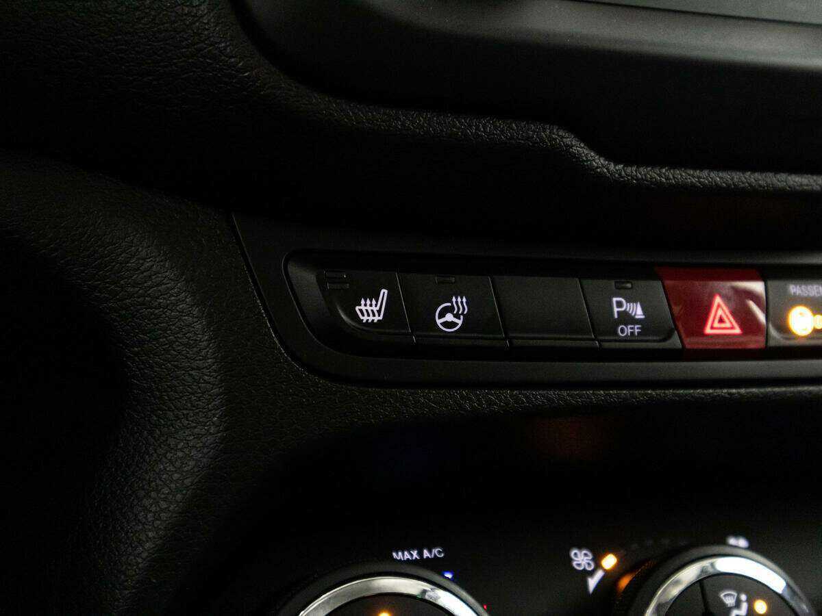 Jeep Renegade с пробегом — 2017 год. Фото: #14