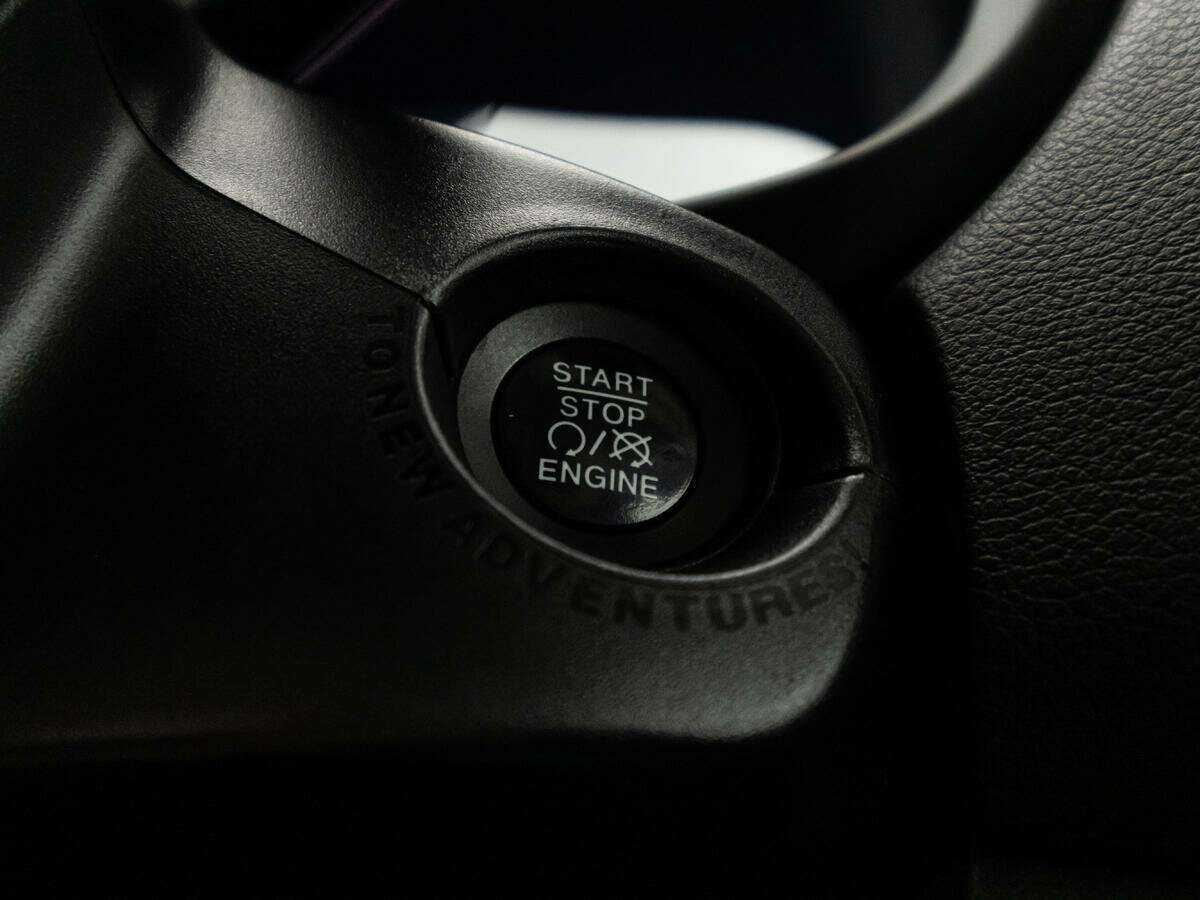 Jeep Renegade с пробегом — 2017 год. Фото: #15