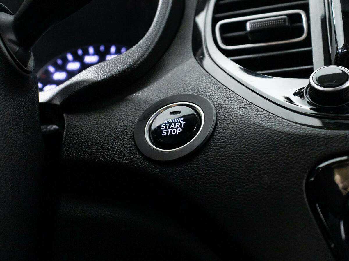 Hyundai Solaris с пробегом — 2021 год. Фото: #17