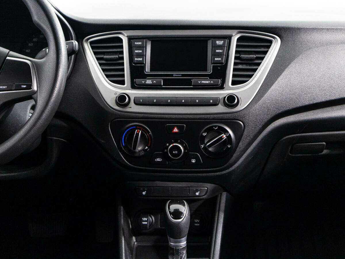 Hyundai Solaris с пробегом — 2020 год. Фото: #13