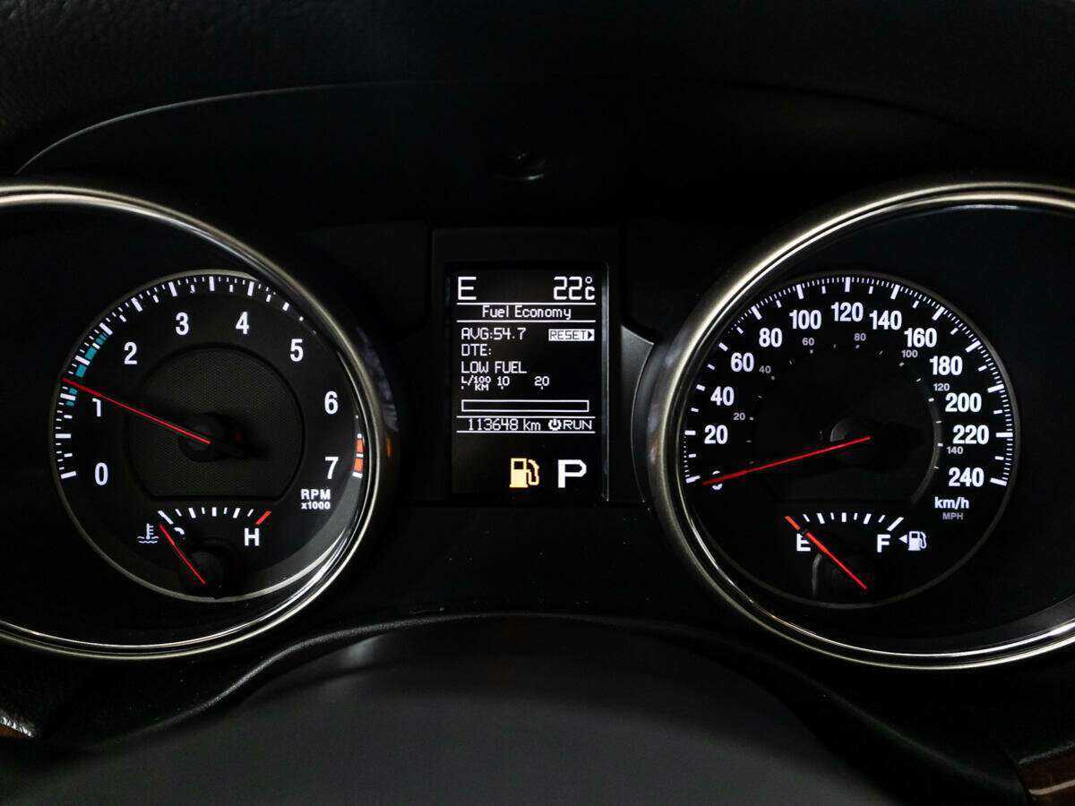 Jeep Grand Cherokee с пробегом — 2011 год. Фото: #10