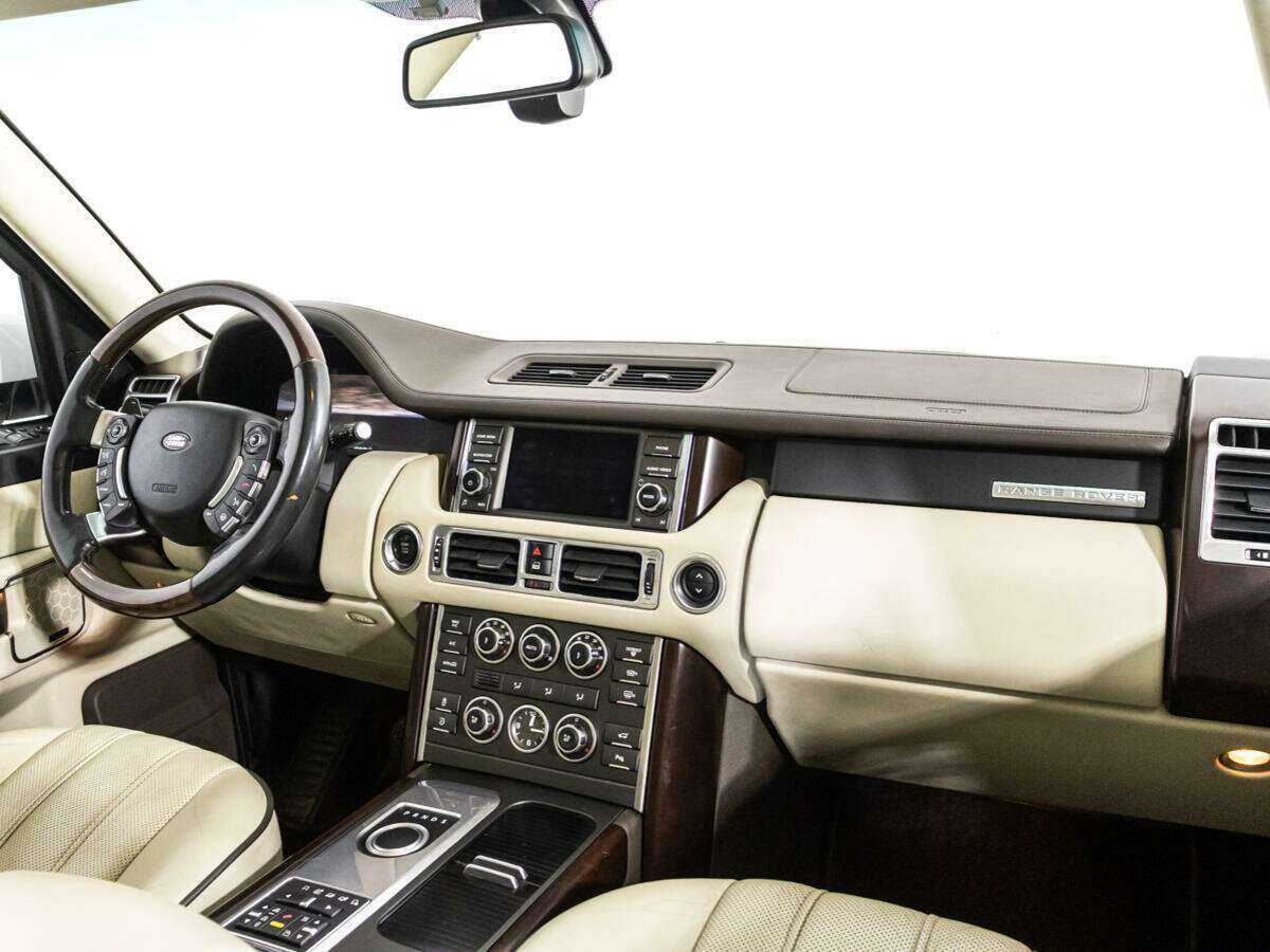 Land Rover Range Rover с пробегом — 2011 год. Фото: #8