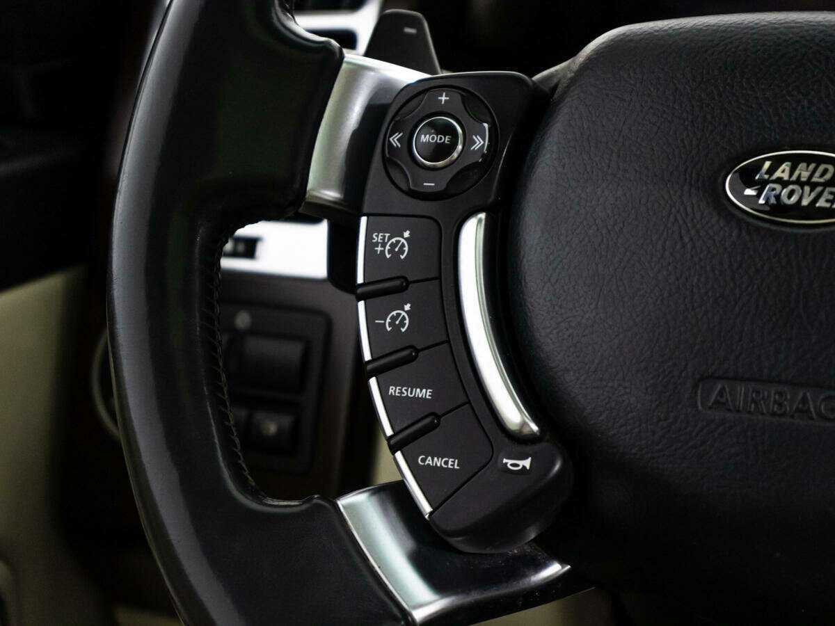 Land Rover Range Rover с пробегом — 2011 год. Фото: #23