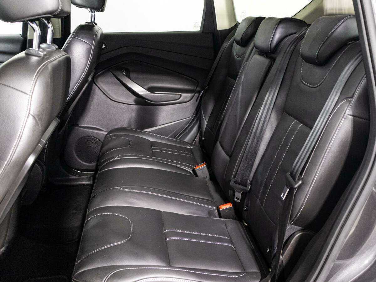 Ford Kuga с пробегом — 2016 год. Фото: #9