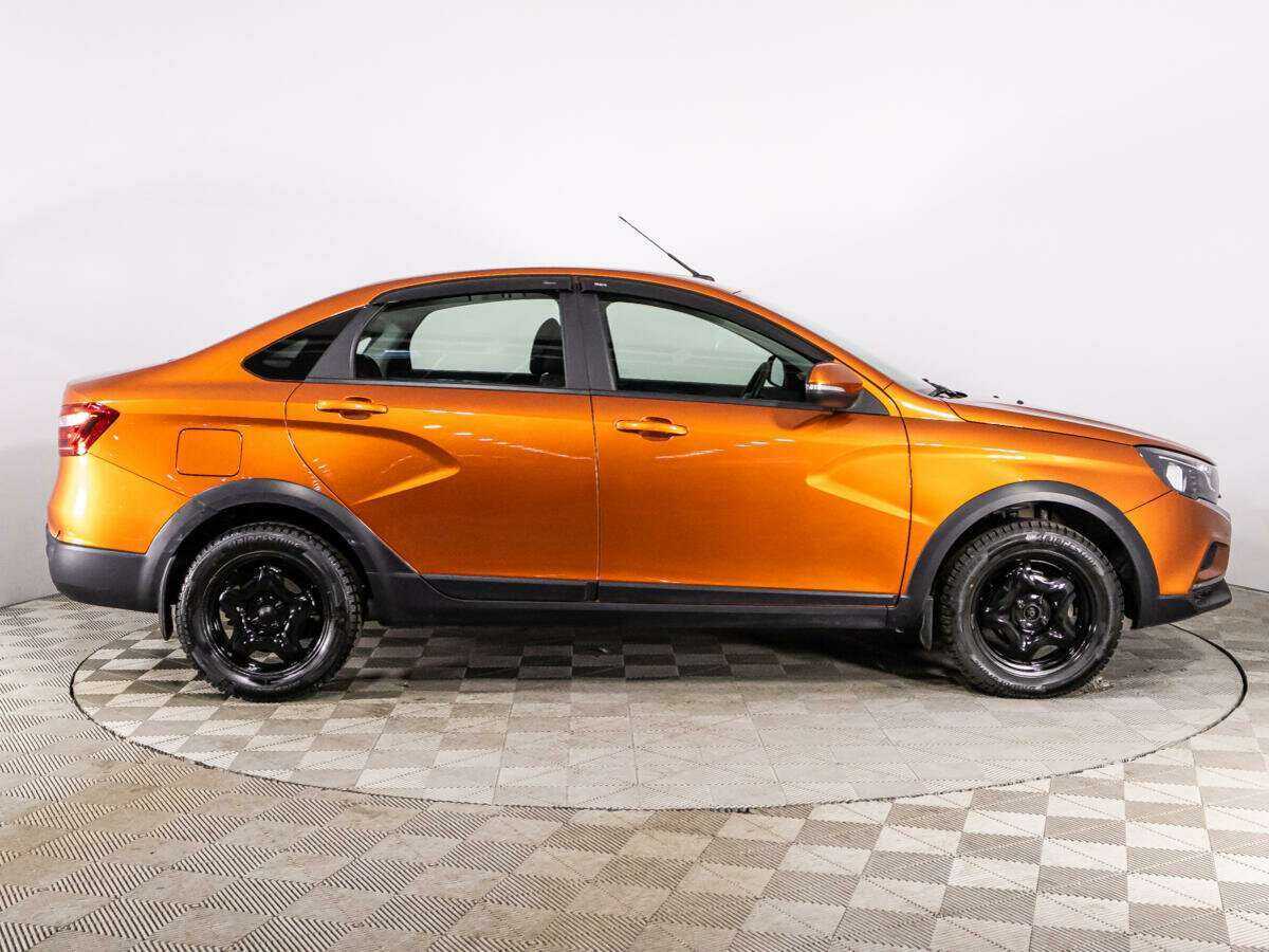 Lada (ВАЗ) Vesta с пробегом — 2021 год. Фото: #3