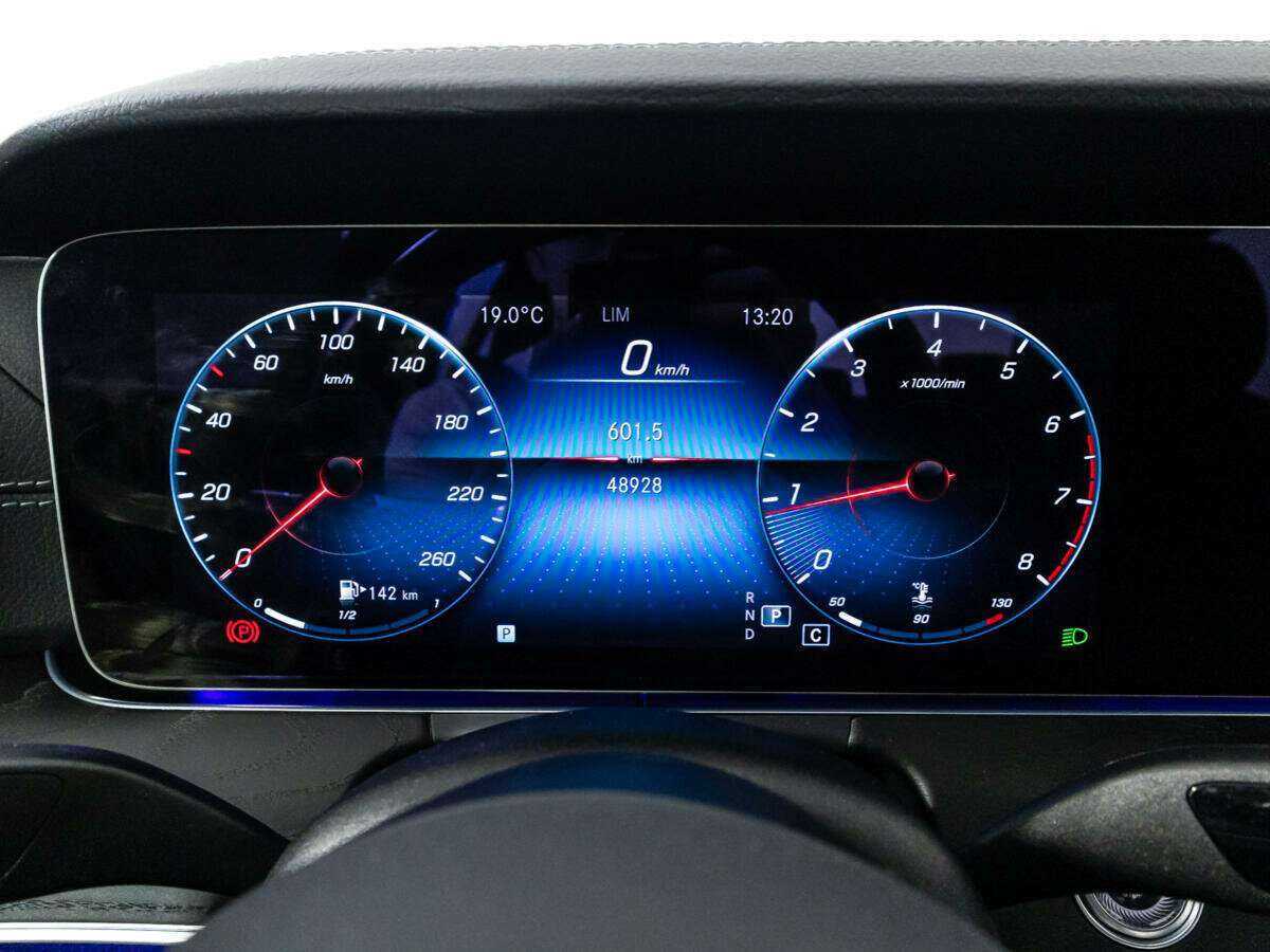 Mercedes-Benz E-Класс с пробегом — 2021 год. Фото: #11