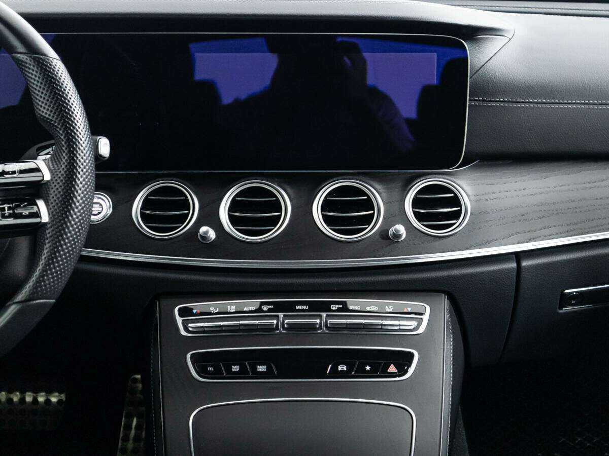 Mercedes-Benz E-Класс с пробегом — 2021 год. Фото: #13