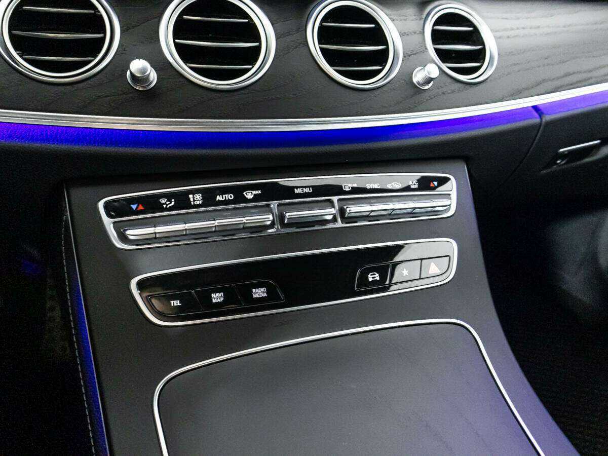 Mercedes-Benz E-Класс с пробегом — 2021 год. Фото: #15