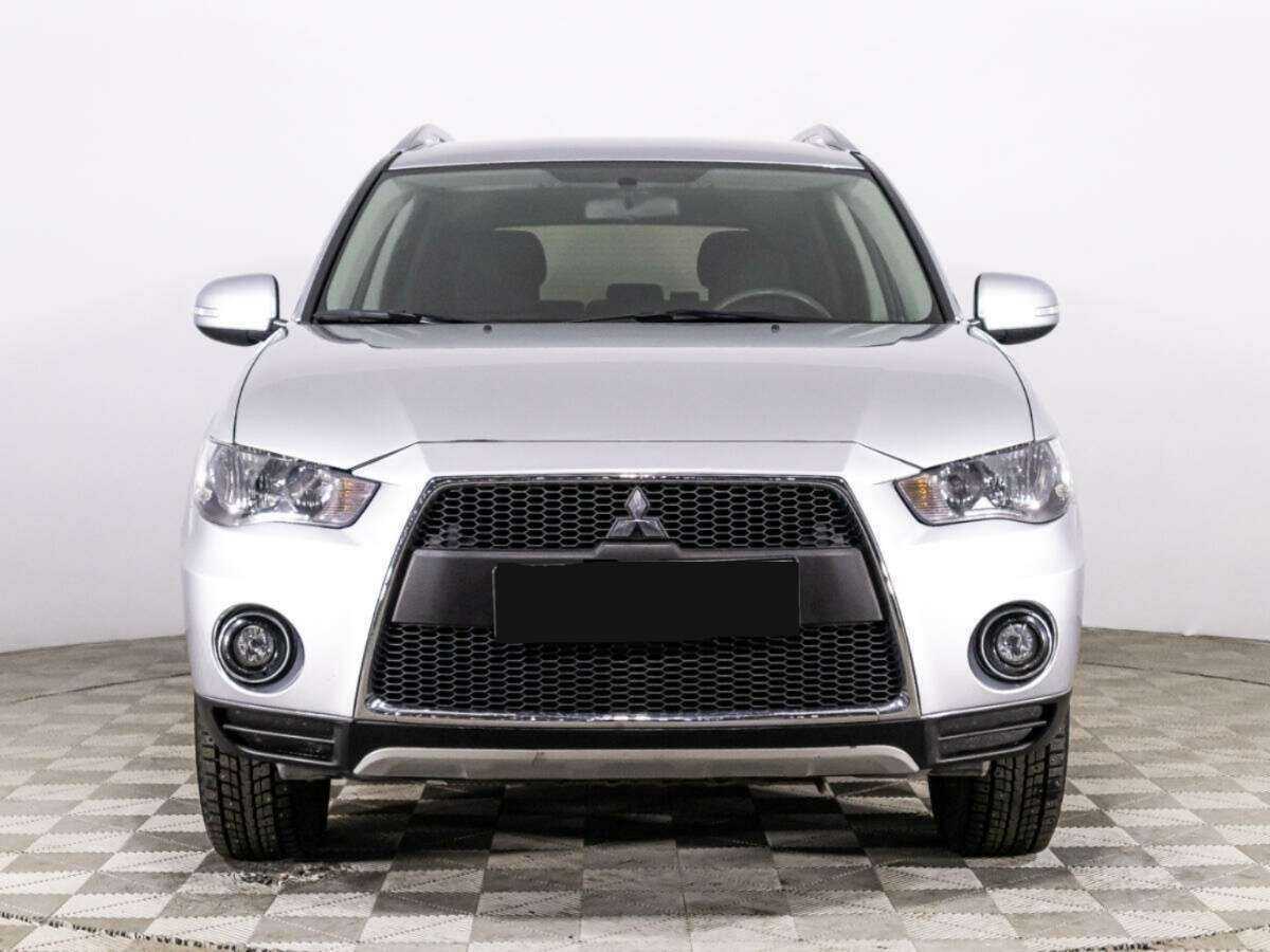 Mitsubishi Outlander с пробегом — 2010 год. Фото: #1