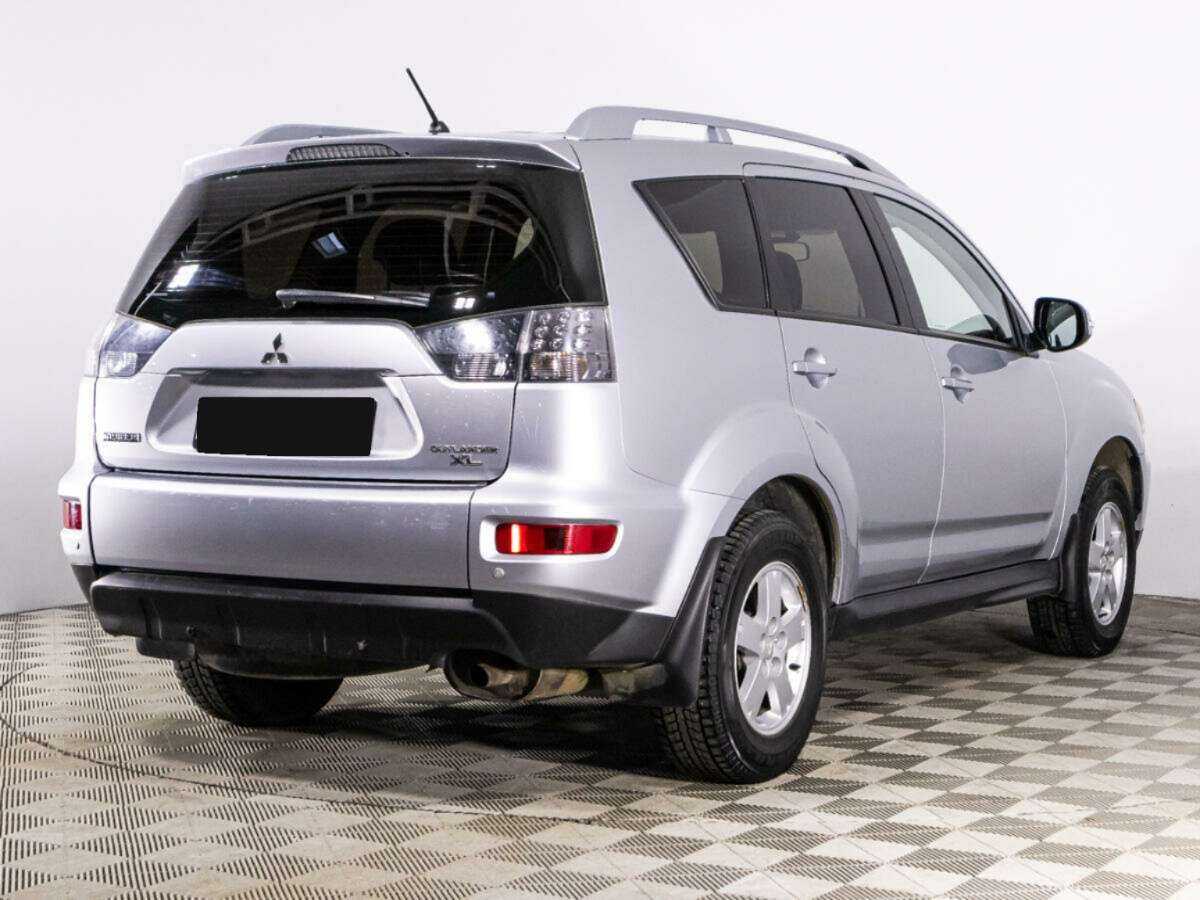 Mitsubishi Outlander с пробегом — 2010 год. Фото: #4