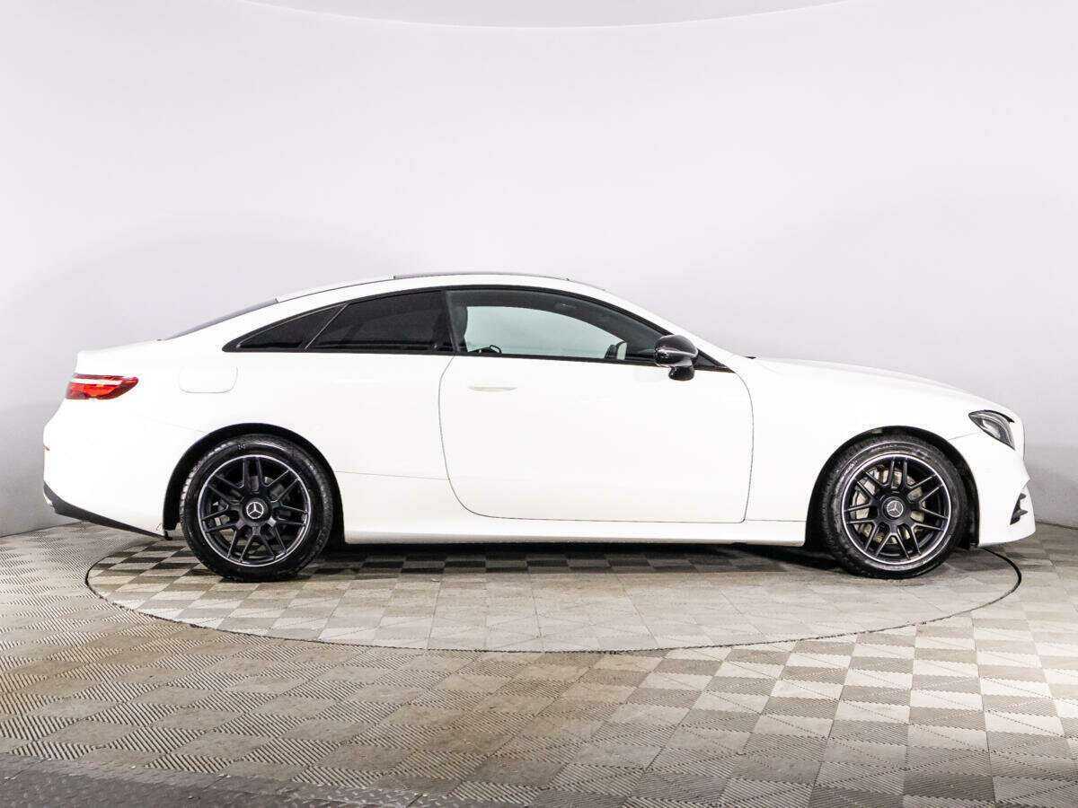 Mercedes-Benz E-Класс с пробегом — 2017 год. Фото: #3