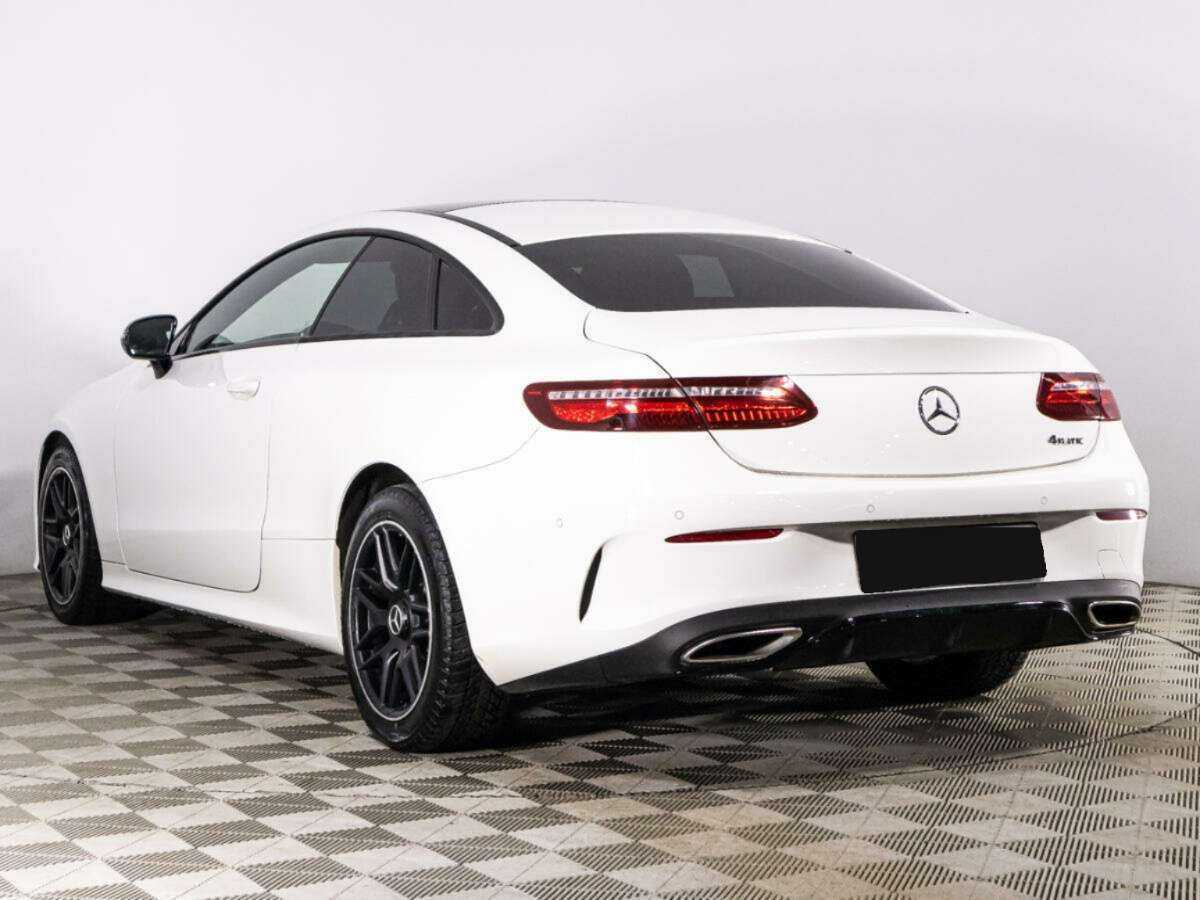 Mercedes-Benz E-Класс с пробегом — 2017 год. Фото: #6