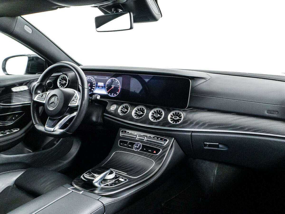 Mercedes-Benz E-Класс с пробегом — 2017 год. Фото: #8