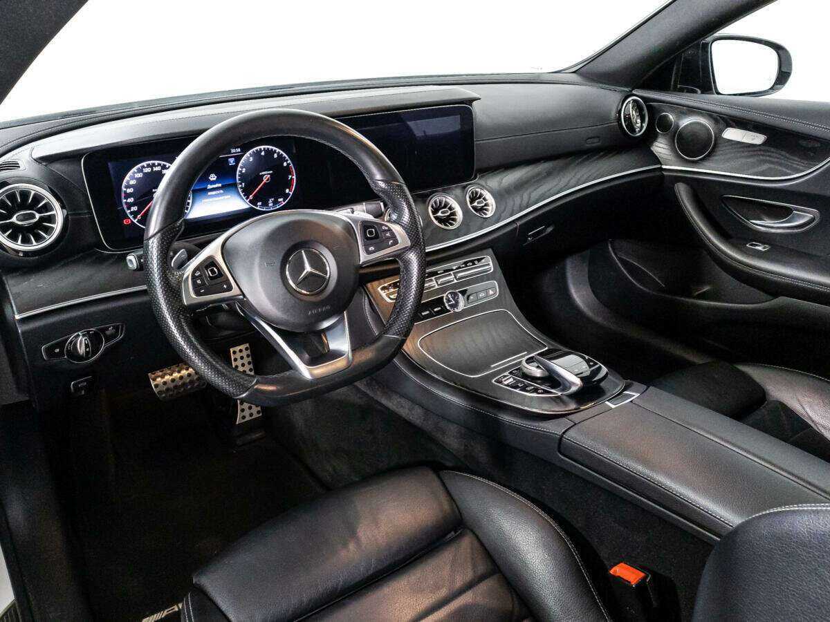 Mercedes-Benz E-Класс с пробегом — 2017 год. Фото: #9