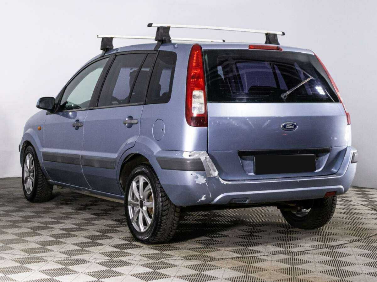 Ford Fusion с пробегом — 2006 год. Фото: #6