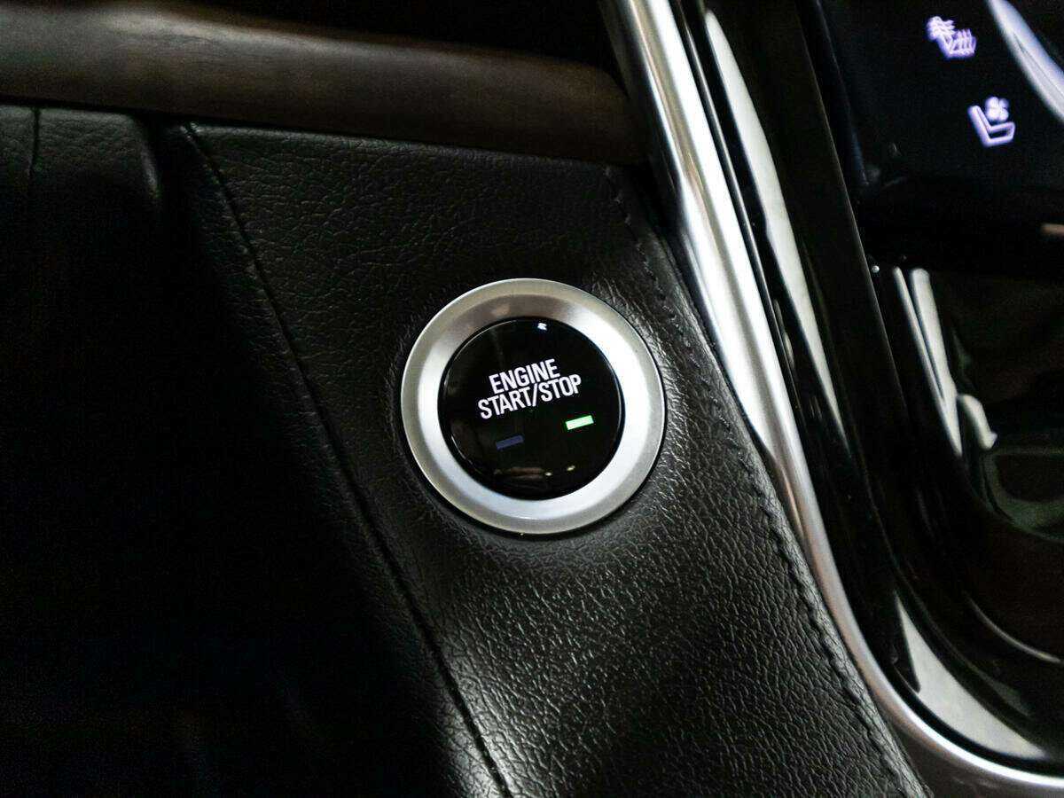 Cadillac Escalade с пробегом — 2018 год. Фото: #23