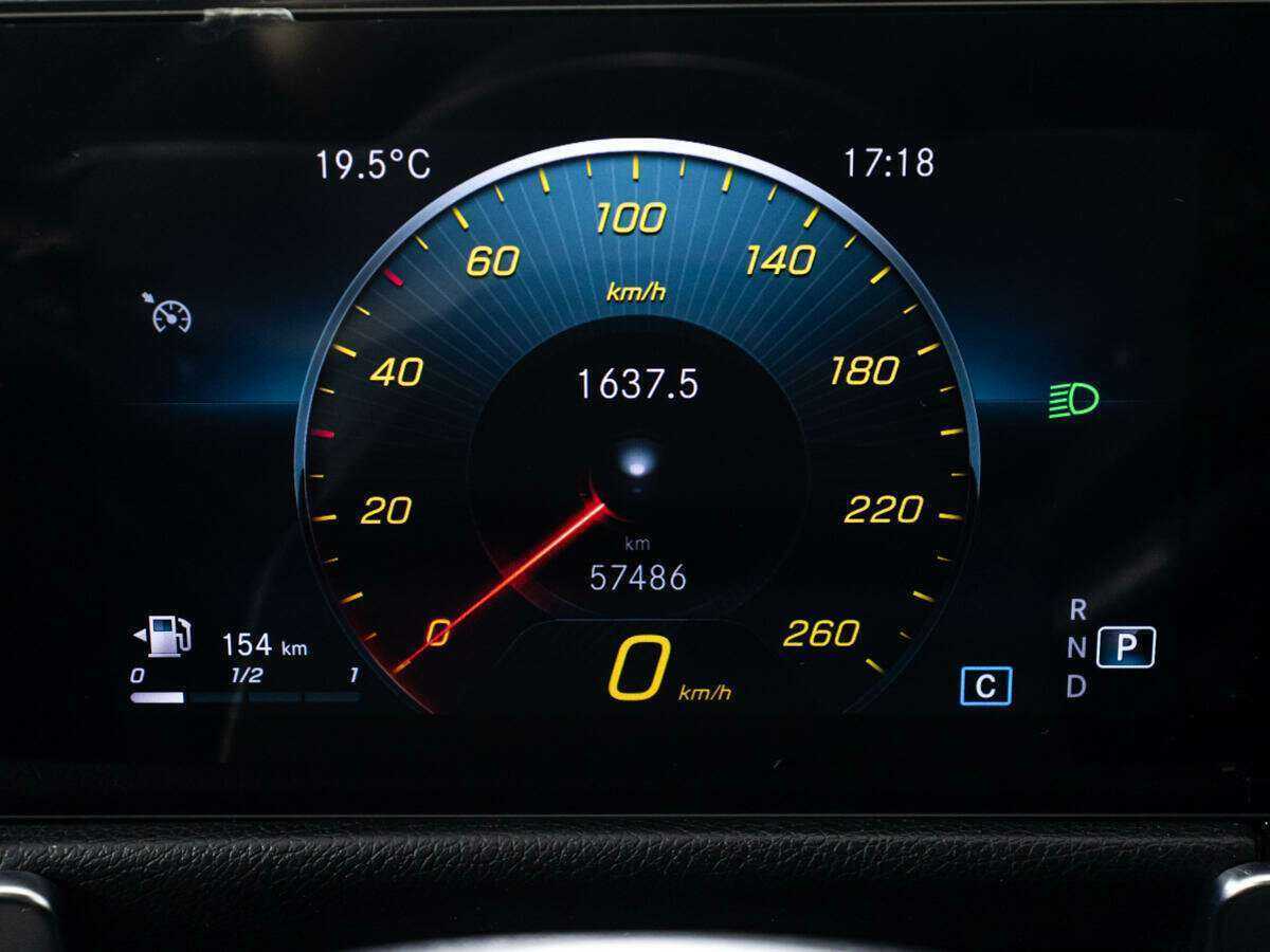 Mercedes-Benz GLB с пробегом — 2020 год. Фото: #11