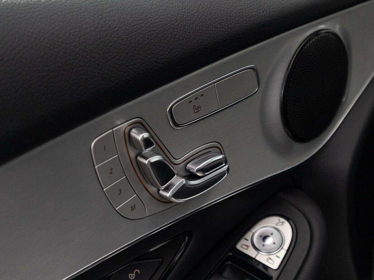 Mercedes-Benz GLC с пробегом — 2019 год. Фото: #16