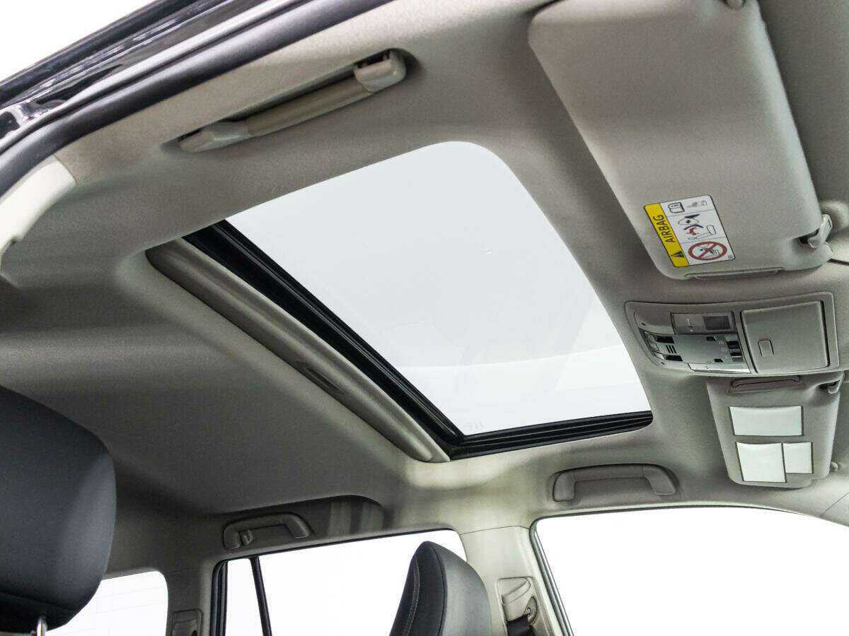 Toyota Land Cruiser Prado с пробегом — 2016 год. Фото: #20