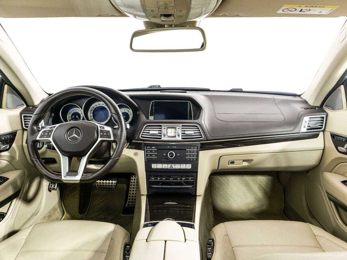 Mercedes-Benz E-Класс с пробегом — 2015 год. Фото: #12