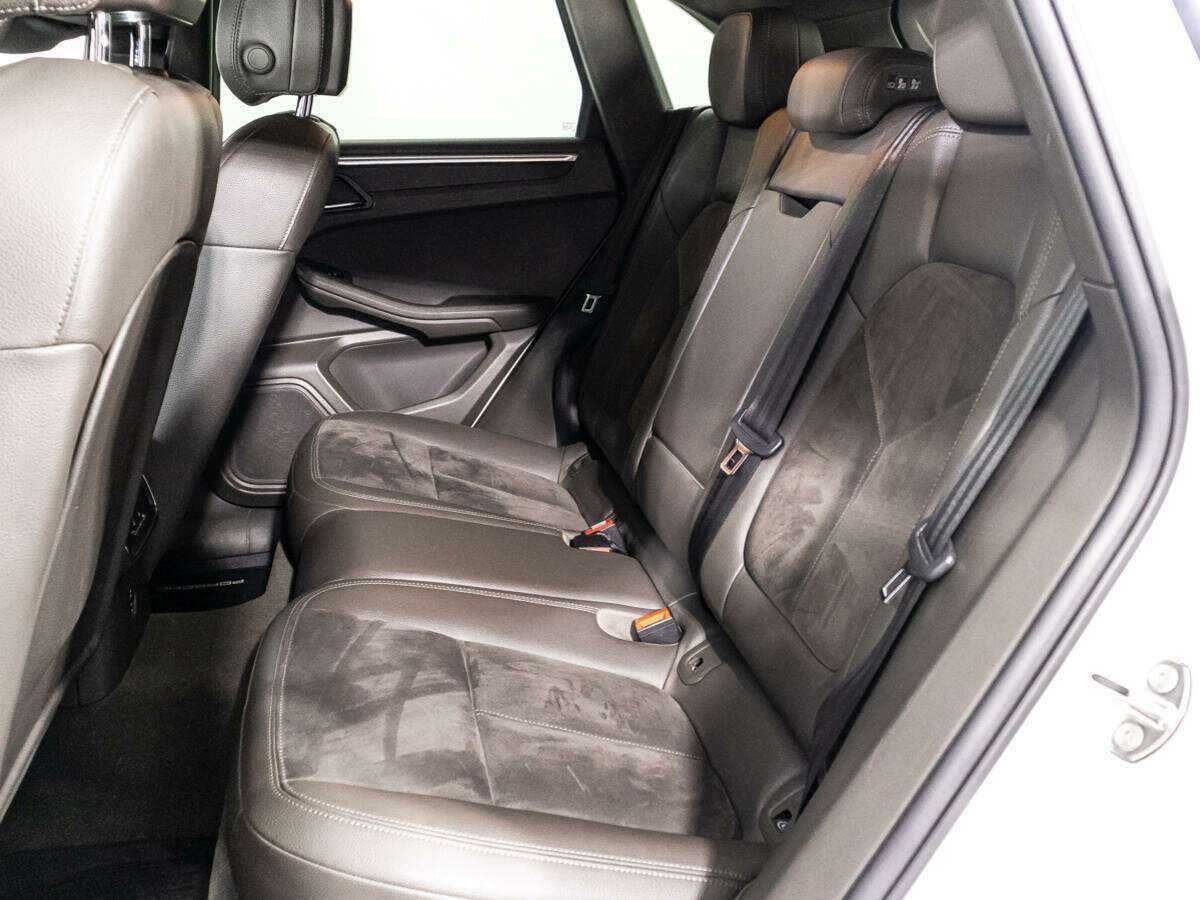 Porsche Macan с пробегом — 2019 год. Фото: #8