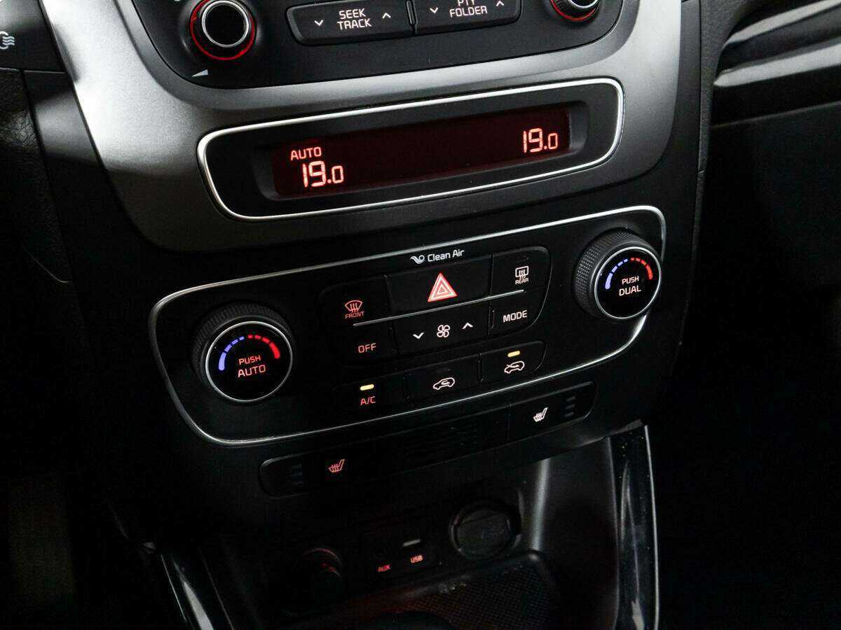 Kia Sorento с пробегом — 2019 год. Фото: #16