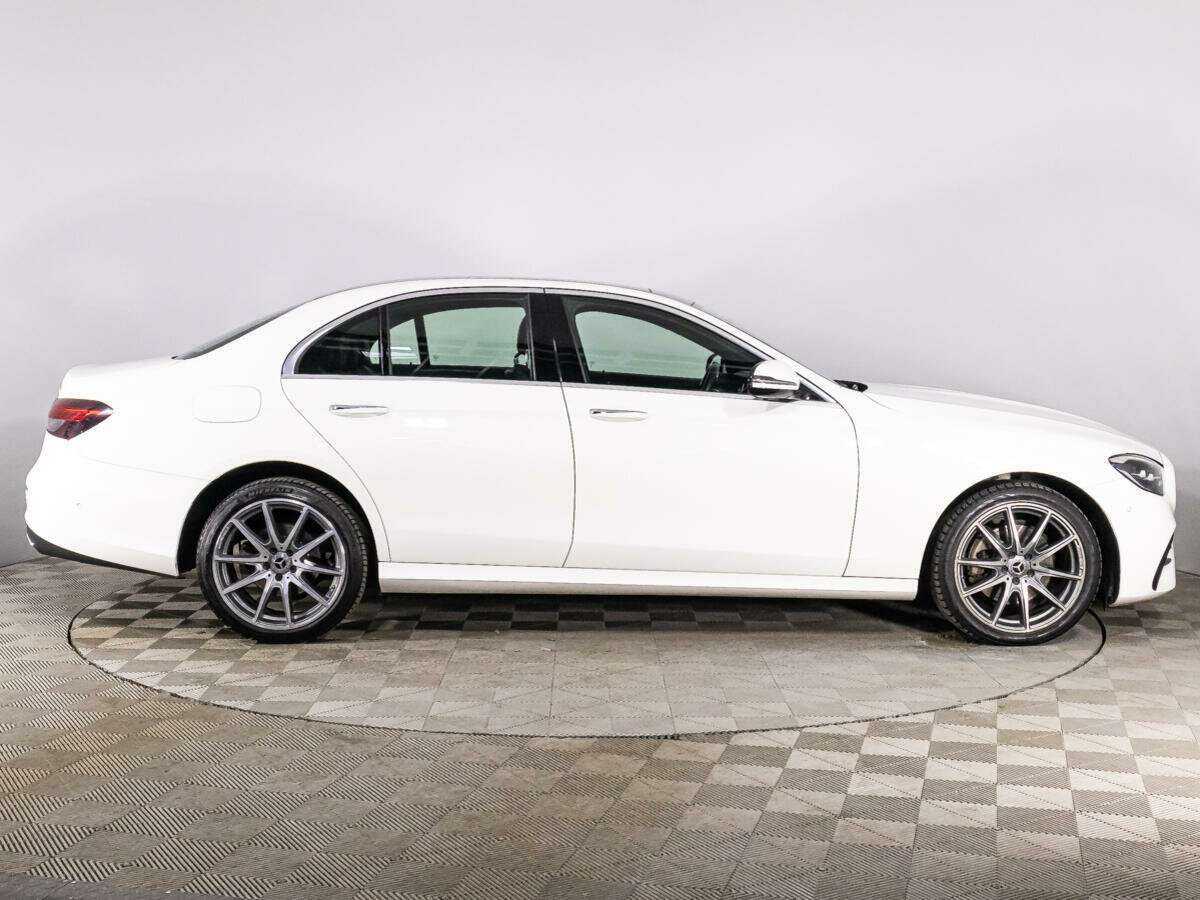 Mercedes-Benz E-Класс с пробегом — 2021 год. Фото: #3