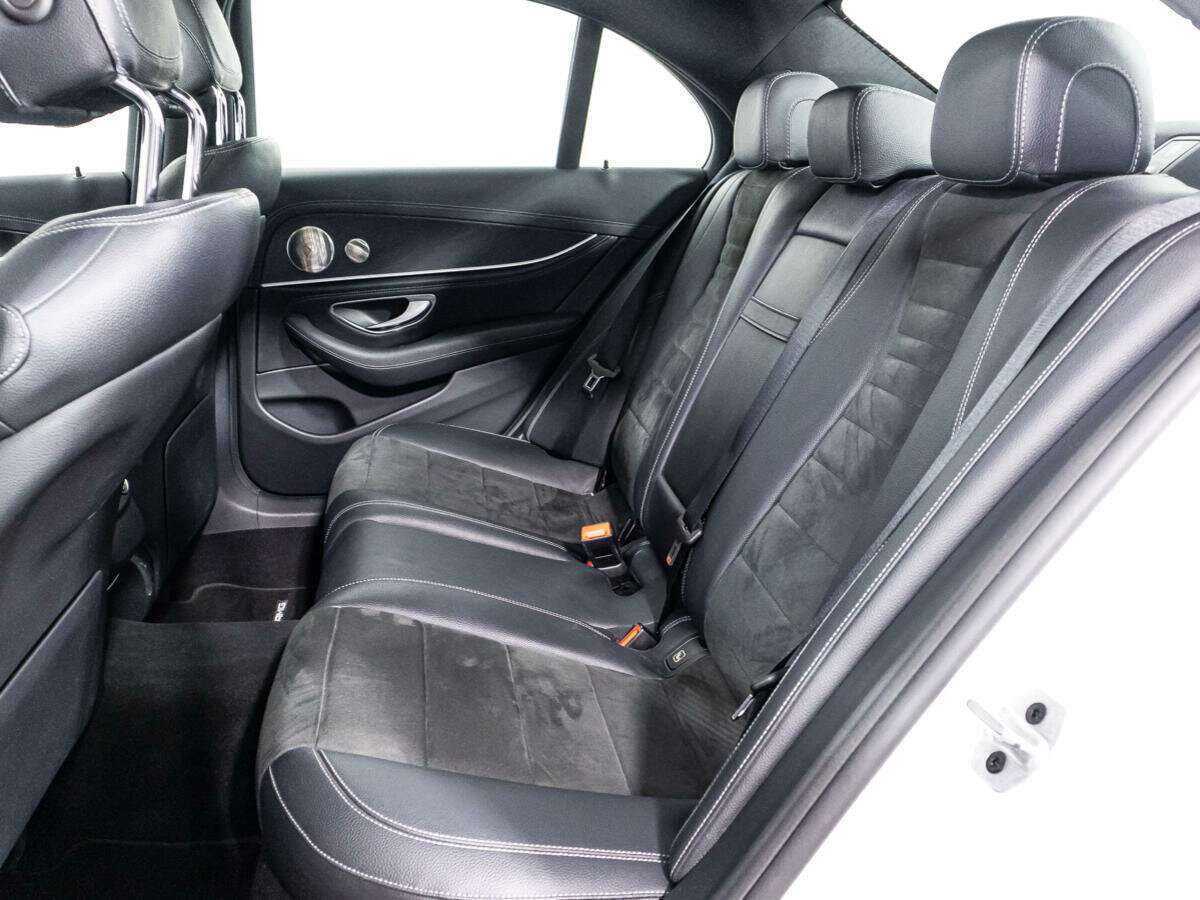 Mercedes-Benz E-Класс с пробегом — 2021 год. Фото: #9