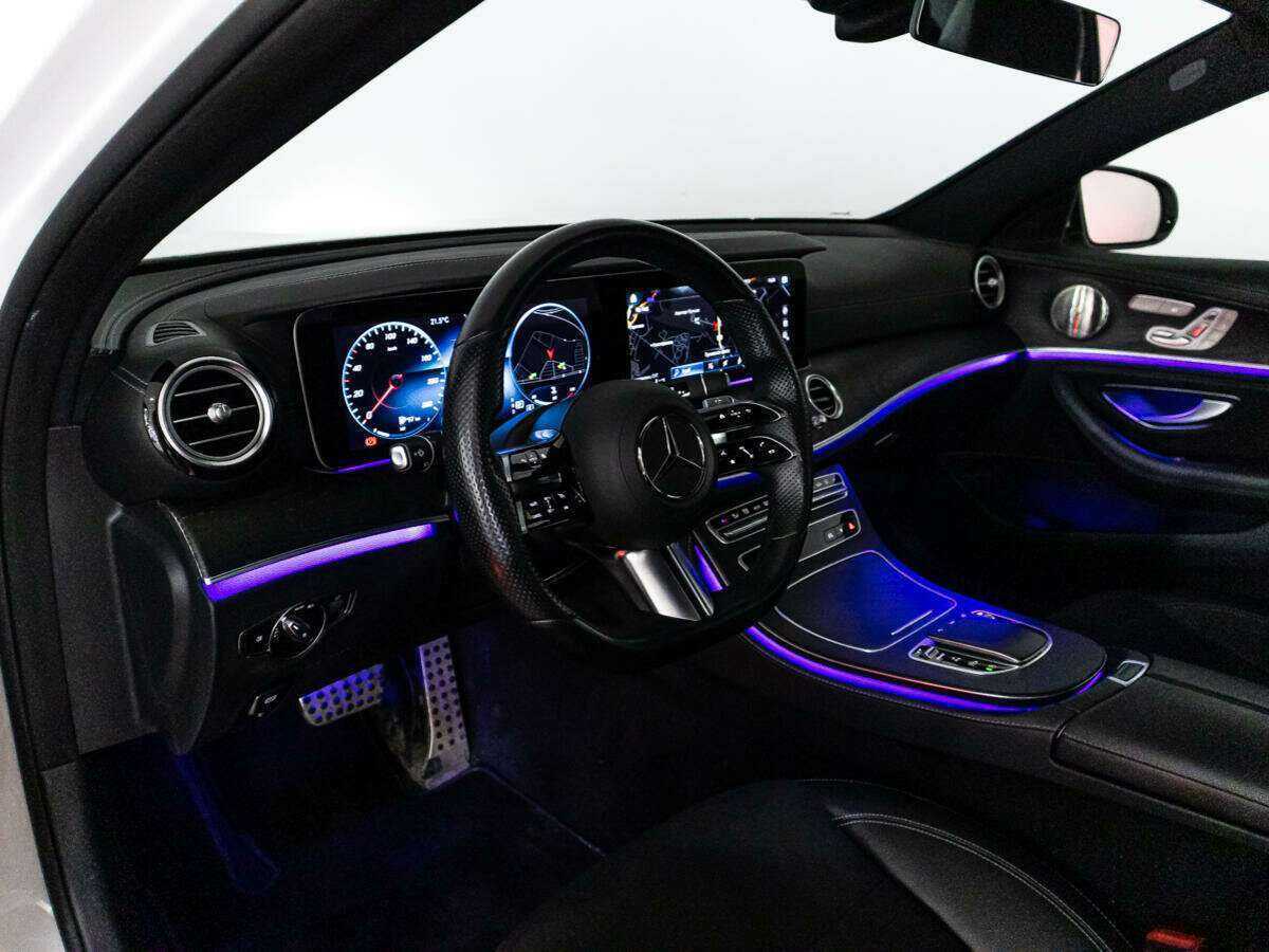 Mercedes-Benz E-Класс с пробегом — 2021 год. Фото: #23