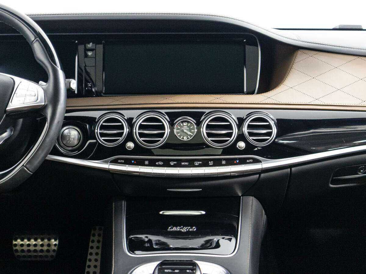 Mercedes-Benz S-Класс AMG с пробегом — 2015 год. Фото: #13