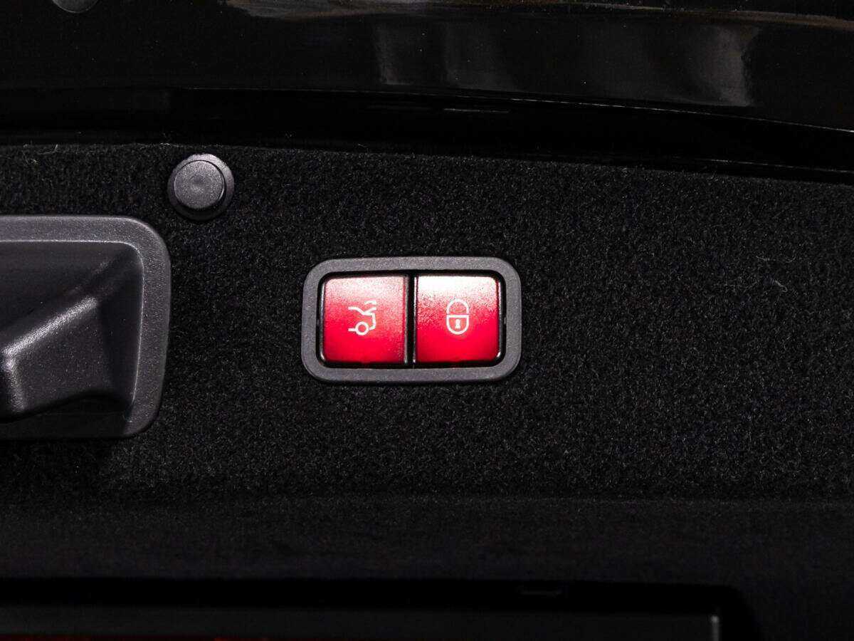 Mercedes-Benz S-Класс AMG с пробегом — 2015 год. Фото: #14