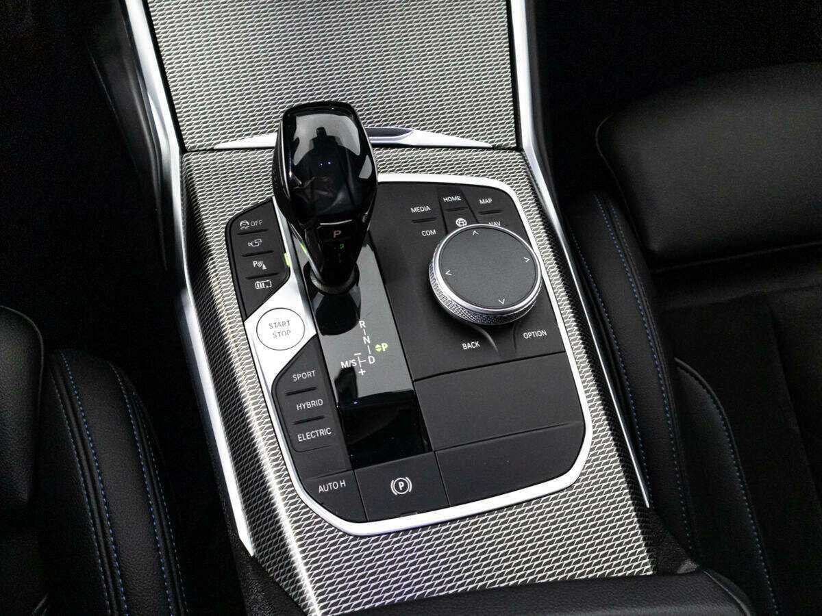 BMW 3 серии с пробегом — 2020 год. Фото: #15