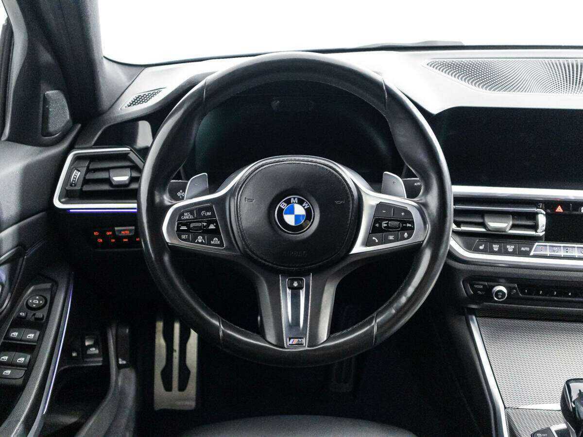 BMW 3 серии с пробегом — 2020 год. Фото: #18