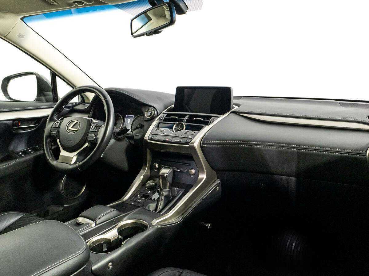 Lexus NX с пробегом — 2018 год. Фото: #8