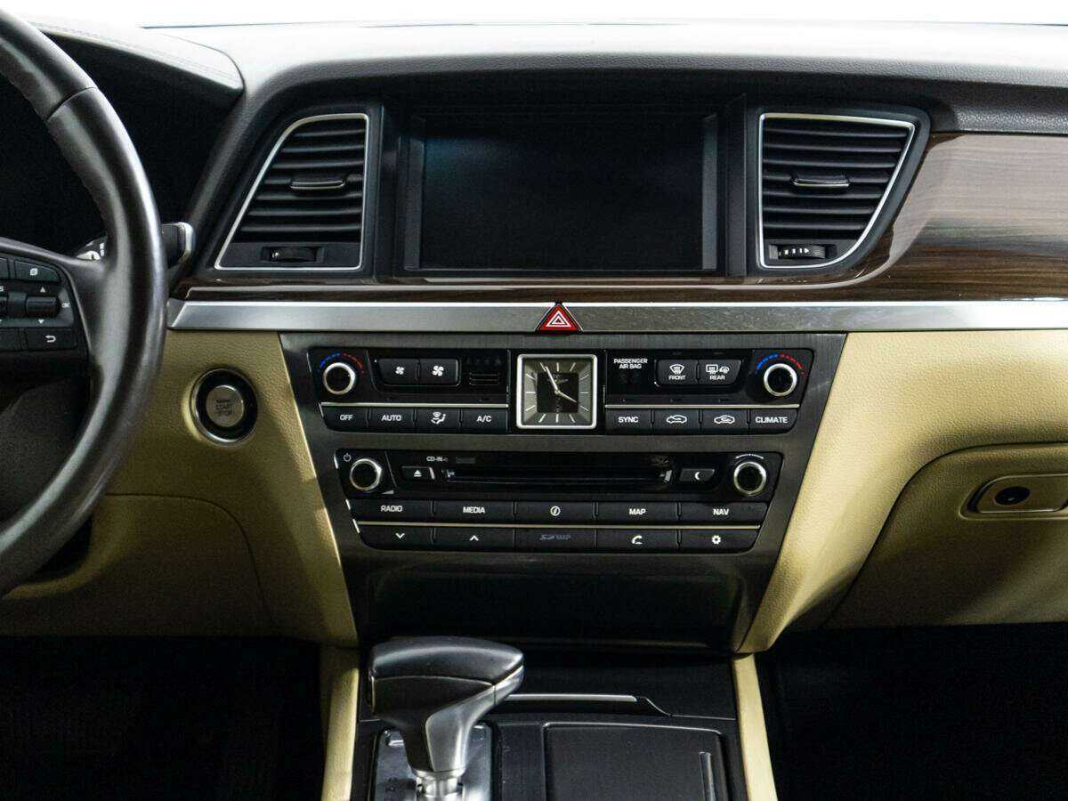 Genesis G80 с пробегом — 2019 год. Фото: #13