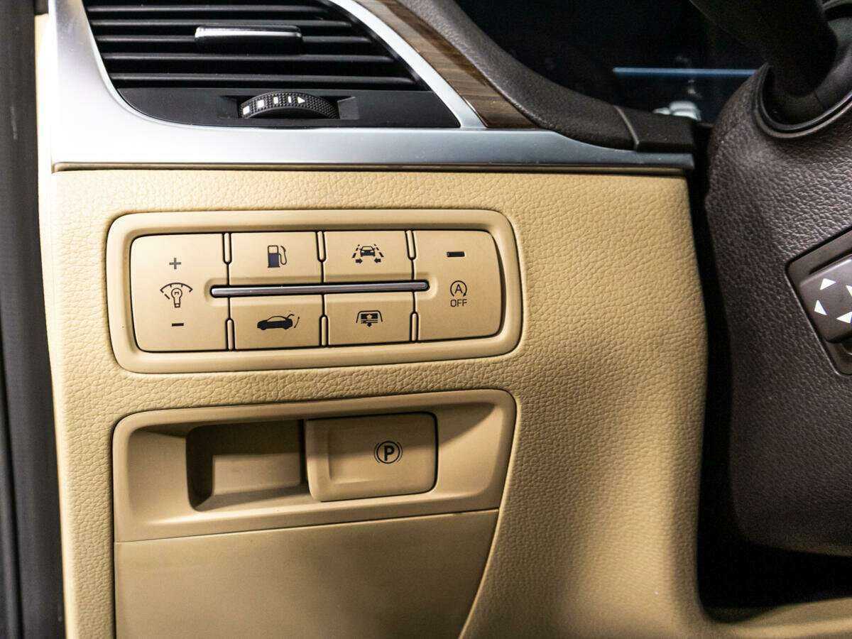 Genesis G80 с пробегом — 2019 год. Фото: #16