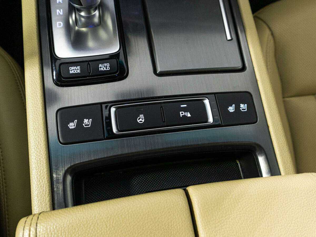 Genesis G80 с пробегом — 2019 год. Фото: #19