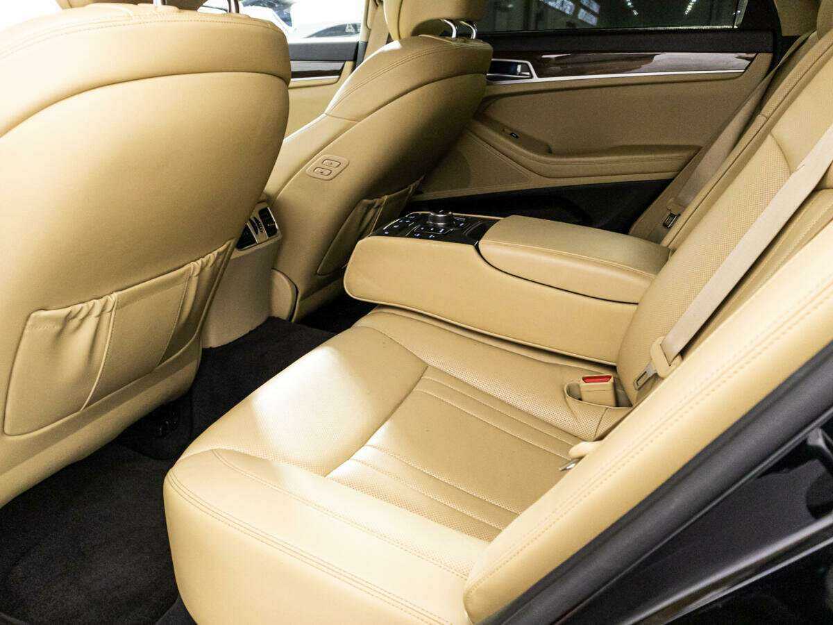 Genesis G80 с пробегом — 2019 год. Фото: #21