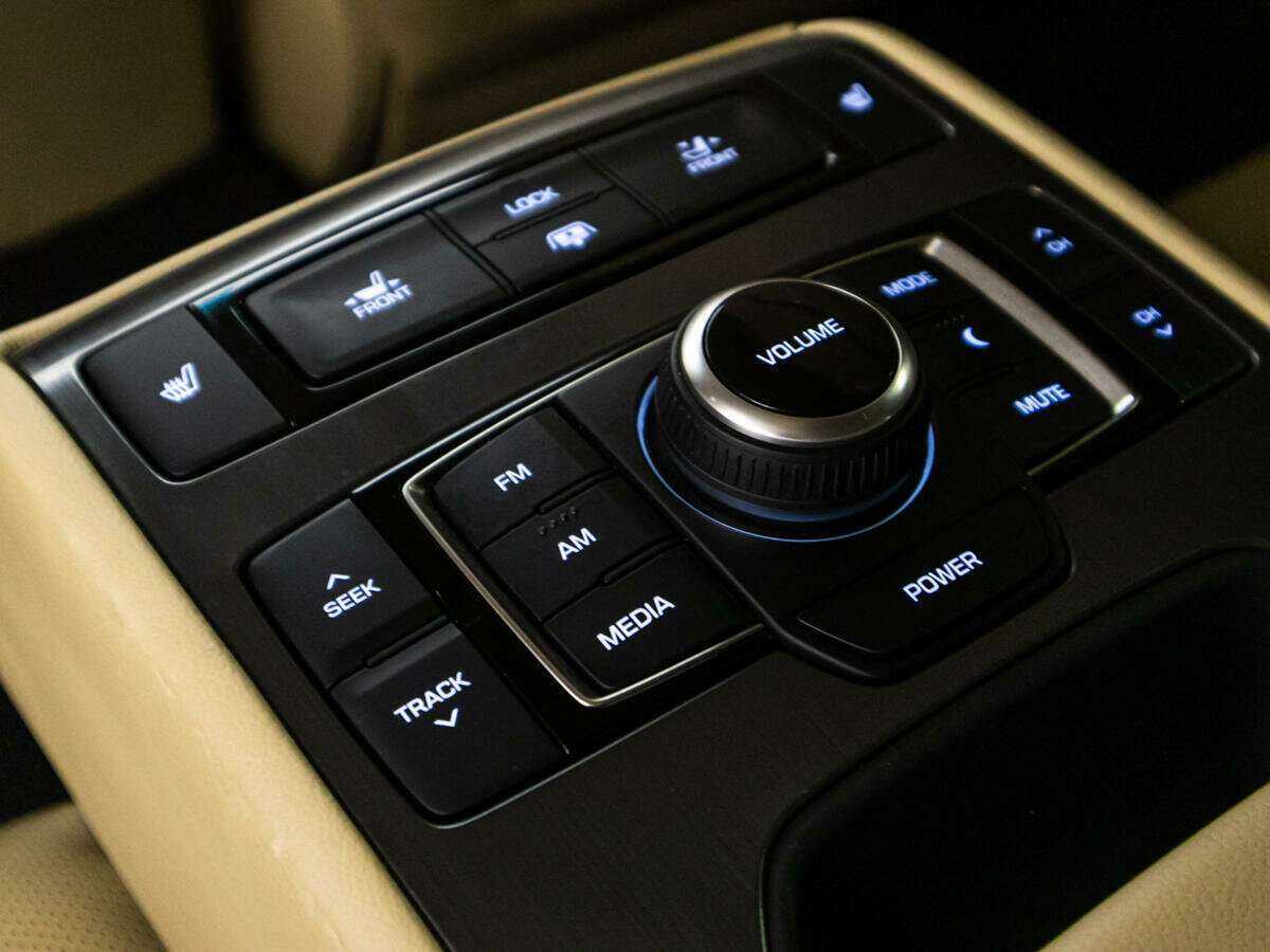 Genesis G80 с пробегом — 2019 год. Фото: #23