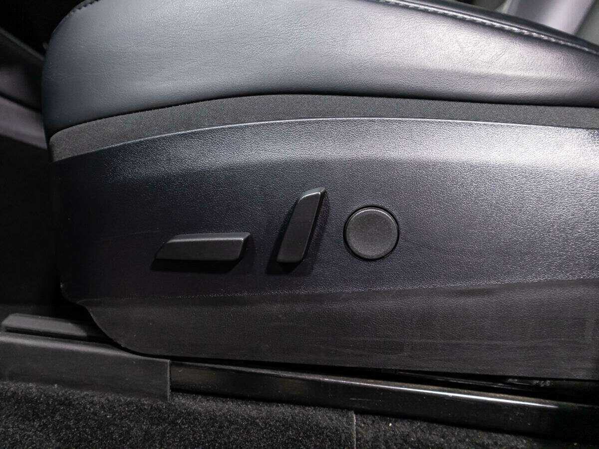 Tesla Model Y с пробегом — 2020 год. Фото: #18