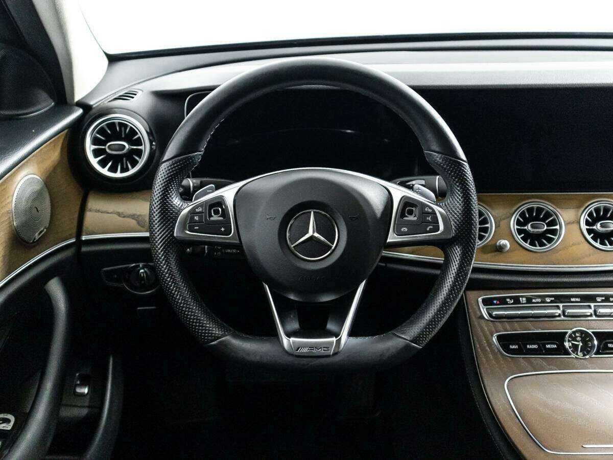 Mercedes-Benz E-Класс с пробегом — 2017 год. Фото: #19