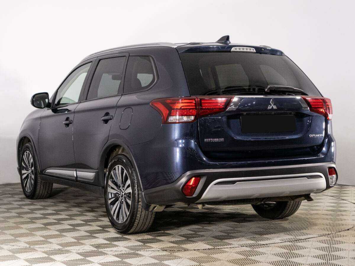 Mitsubishi Outlander с пробегом — 2019 год. Фото: #6