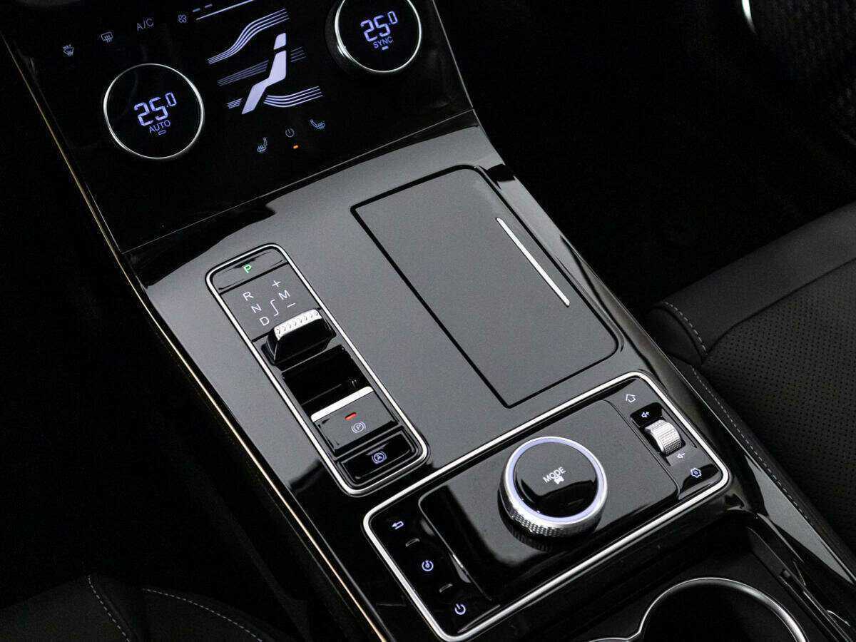 EXEED LX с пробегом — 2022 год. Фото: #16