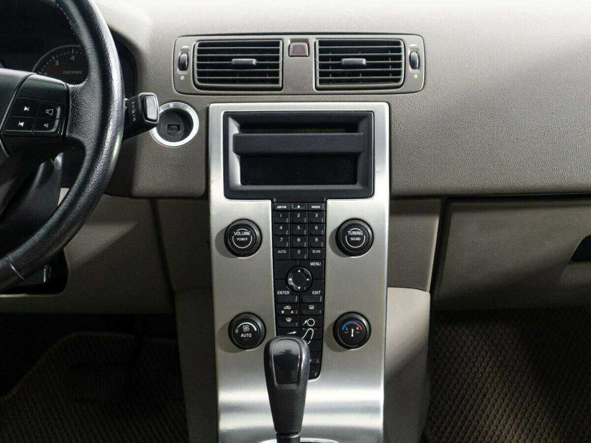 Volvo S40 с пробегом — 2007 год. Фото: #13