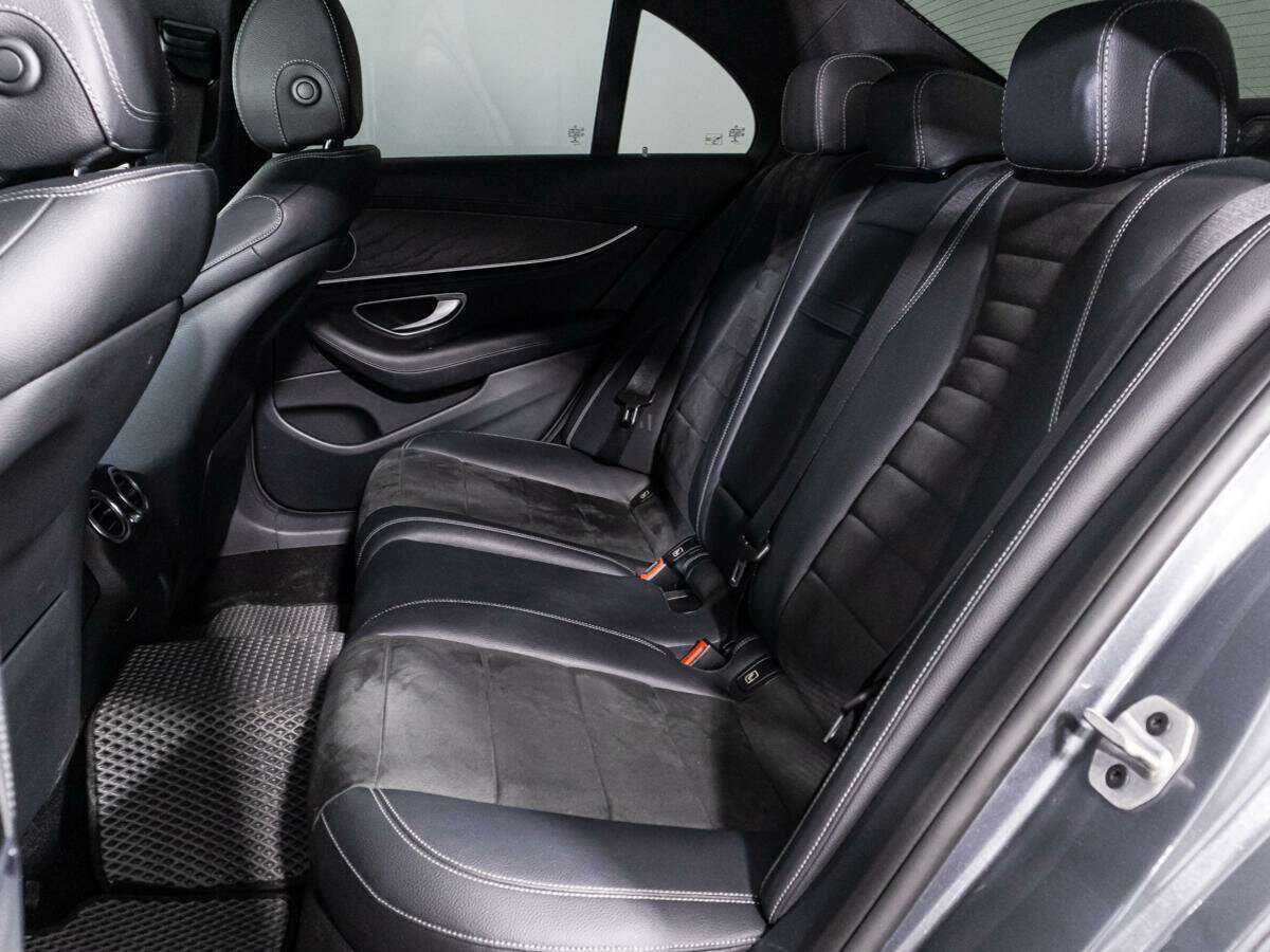 Mercedes-Benz E-Класс с пробегом — 2019 год. Фото: #9