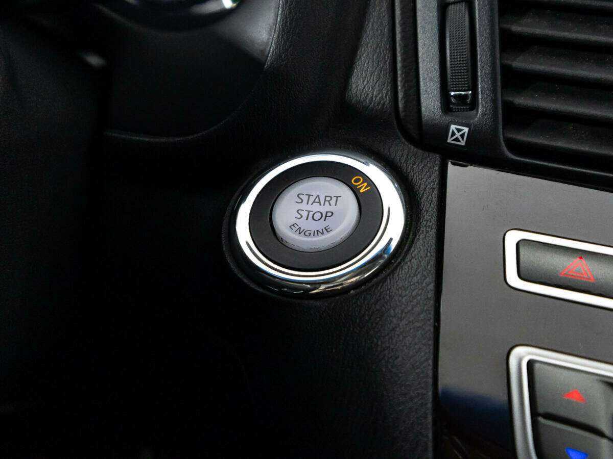 Infiniti M с пробегом — 2010 год. Фото: #17