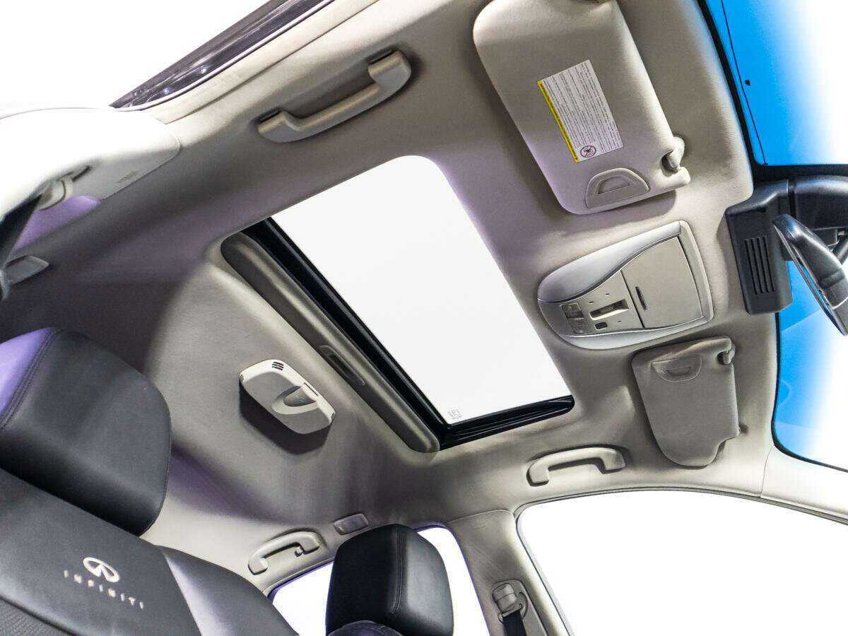 Infiniti M с пробегом — 2010 год. Фото: #19